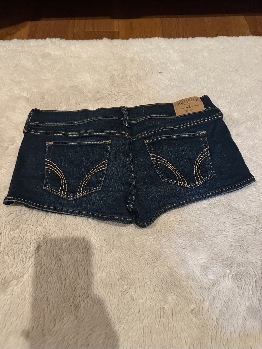 Hollister Dark Indigo Denim Low-Rise Short Shorts